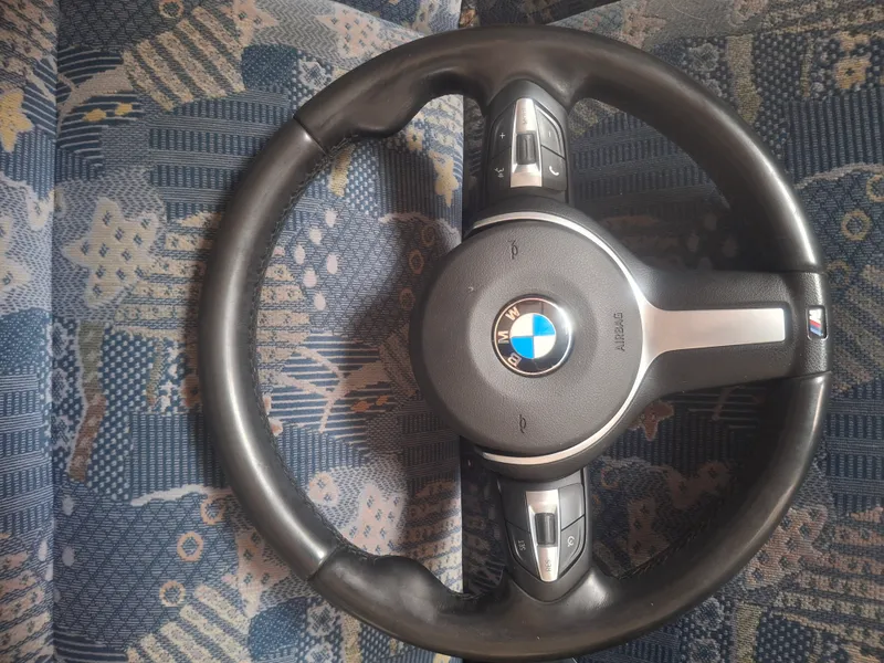 Volan sport M cu comenzi și airbag BMW F30 F31 F20